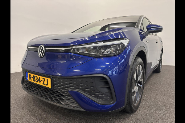 Volkswagen ID.5 Pro 77 kWh Airco ECC Warmtepomp PDC VA Navi Carplay Adaptive Cruise Control 19" Ambiente Verlichting Stoelverwarming