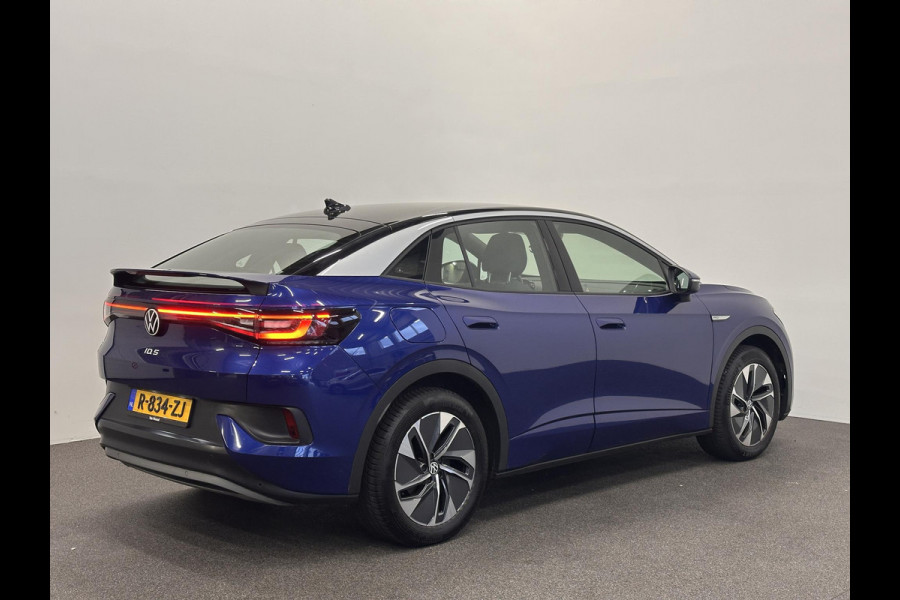 Volkswagen ID.5 Pro 77 kWh Airco ECC Warmtepomp PDC VA Navi Carplay Adaptive Cruise Control 19" Ambiente Verlichting Stoelverwarming