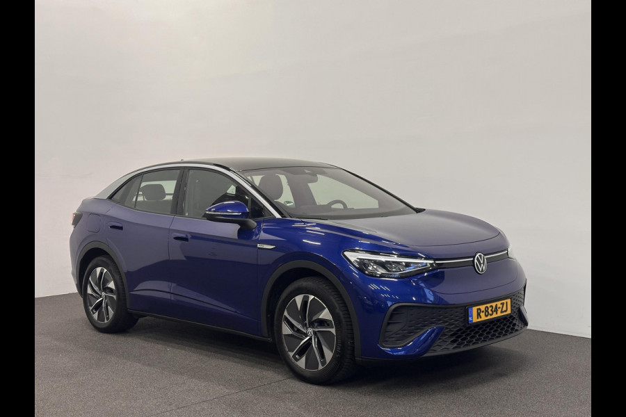 Volkswagen ID.5 Pro 77 kWh Airco ECC Warmtepomp PDC VA Navi Carplay Adaptive Cruise Control 19" Ambiente Verlichting Stoelverwarming