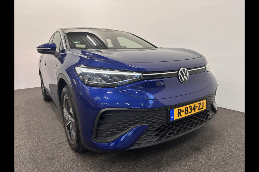 Volkswagen ID.5 Pro 77 kWh Airco ECC Warmtepomp PDC VA Navi Carplay Adaptive Cruise Control 19" Ambiente Verlichting Stoelverwarming
