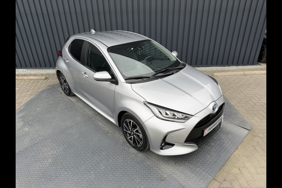 Toyota Yaris 1.5 Hybrid Dynamic | 8.250 km | PDC V+A | Dodehoek detectie | Rijklaar!!!