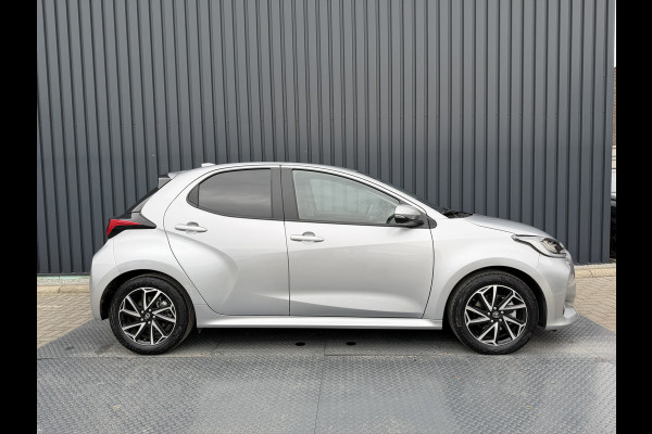 Toyota Yaris 1.5 Hybrid Dynamic | 8.250 km | PDC V+A | Dodehoek detectie | Rijklaar!!!