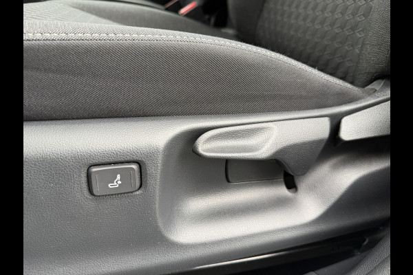 Toyota Yaris 1.5 Hybrid Dynamic | 8.250 km | PDC V+A | Dodehoek detectie | Rijklaar!!!