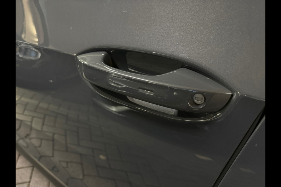 Volkswagen Golf 2.0 TSI GTI Clubsport Pano|HuD|H/K|IQ|Keyless