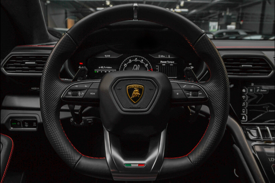 Lamborghini Urus 4.0 V8 HUD Leder Ceramic B&O 360° Massage ACC Alcantara hemel Elektr. achterklep Elektr. verstelbare stoelen met memory Stoel & Stuurverwarming Navi PDC Climate LM velgen