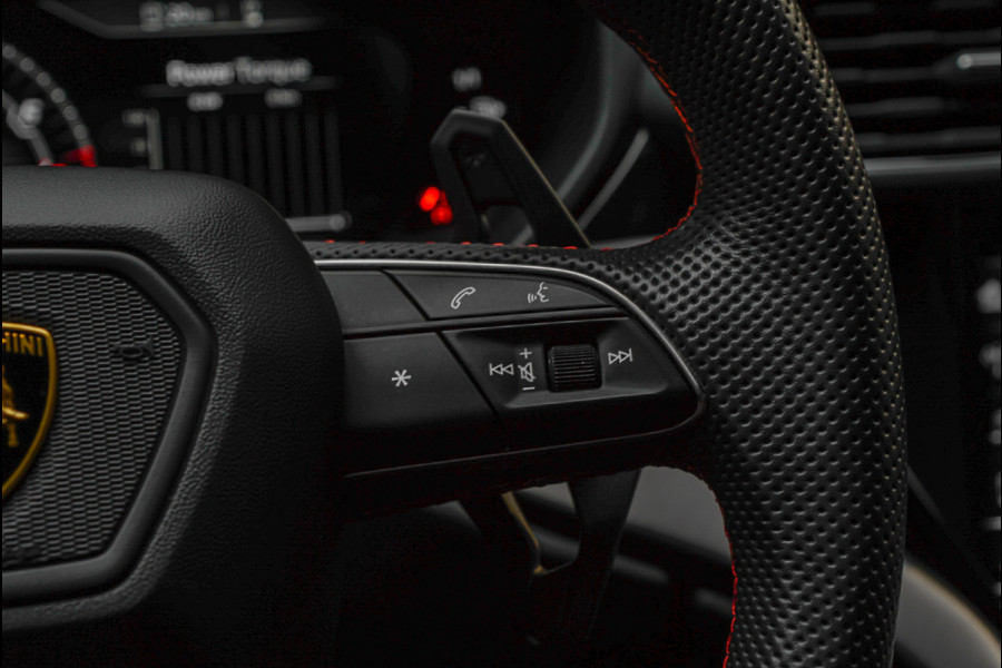 Lamborghini Urus 4.0 V8 HUD Leder Ceramic B&O 360° Massage ACC Alcantara hemel Elektr. achterklep Elektr. verstelbare stoelen met memory Stoel & Stuurverwarming Navi PDC Climate LM velgen
