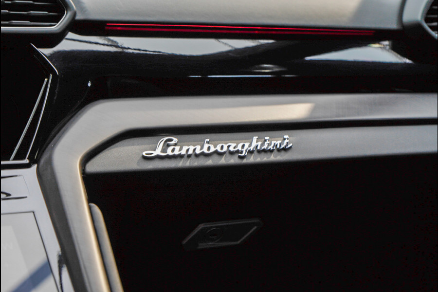 Lamborghini Urus 4.0 V8 HUD Leder Ceramic B&O 360° Massage ACC Alcantara hemel Elektr. achterklep Elektr. verstelbare stoelen met memory Stoel & Stuurverwarming Navi PDC Climate LM velgen