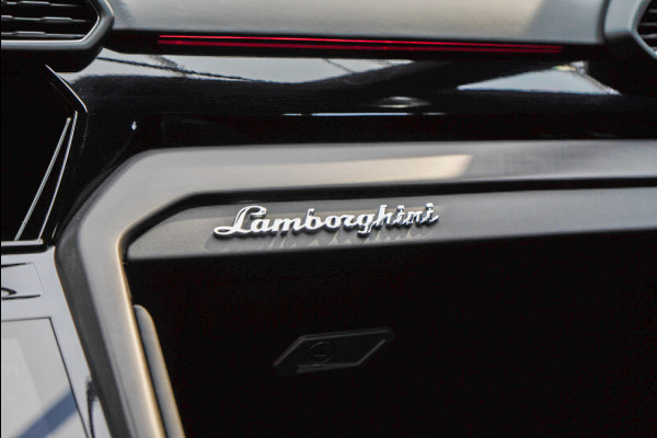 Lamborghini Urus 4.0 V8 HUD Leder Ceramic B&O 360° Massage ACC Alcantara hemel Elektr. achterklep Elektr. verstelbare stoelen met memory Stoel & Stuurverwarming Navi PDC Climate LM velgen