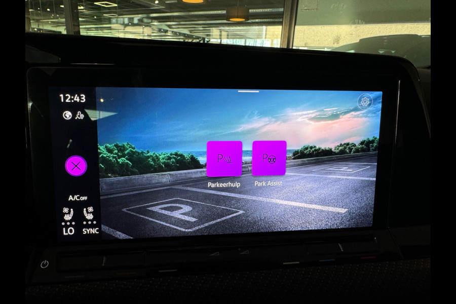 Volkswagen Golf 2.0 TSI R 4M Performance Pano|HuD|H/K|Akrapovic