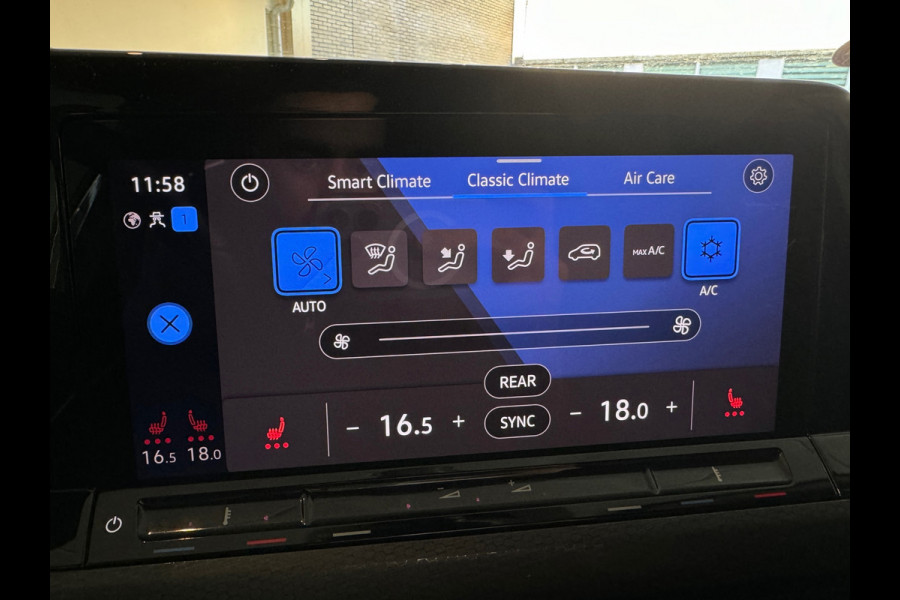 Volkswagen Golf 1.4 eHybrid GTE Sfeer|Camera|IQ Light|CarPlay