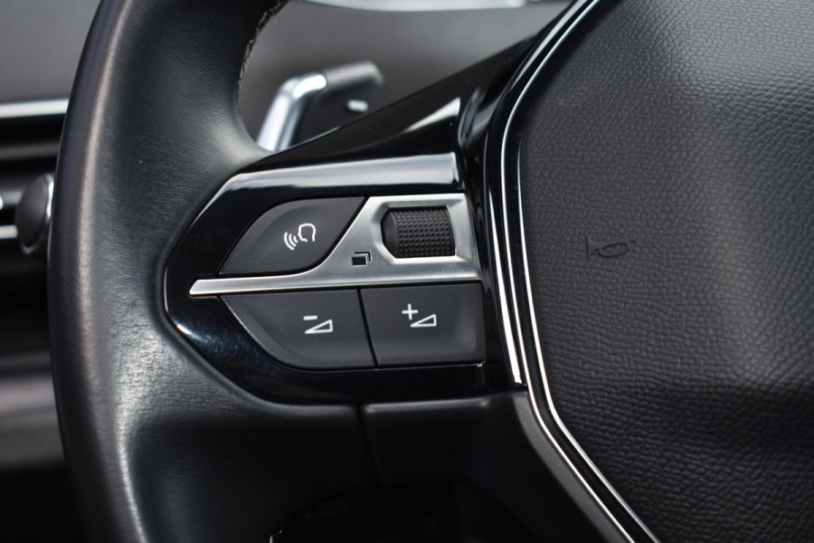 Peugeot 3008 1.2 PureTech 130PK Aut. Allure | Trekhaak | Navi | Camera | Incl. garantie
