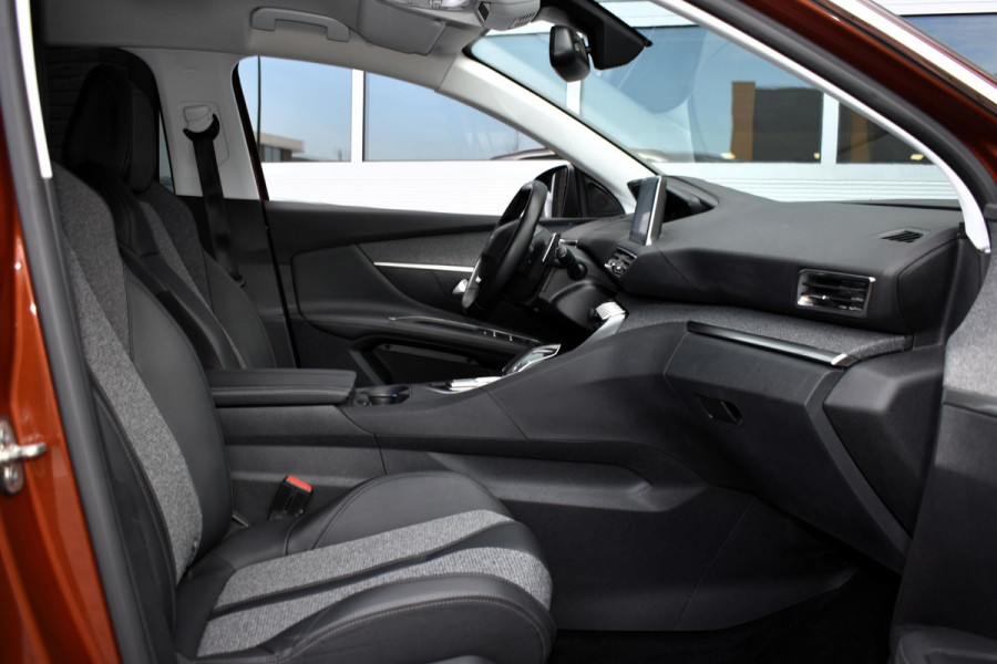 Peugeot 3008 1.2 PureTech 130PK Aut. Allure | Trekhaak | Navi | Camera | Incl. garantie