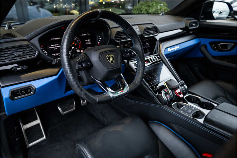 Lamborghini Urus 4.0 V8 S - Blu Nethuns | Origineel NL | Panorama | B&O Adv. | Luchtvering | Elek. trekhaak