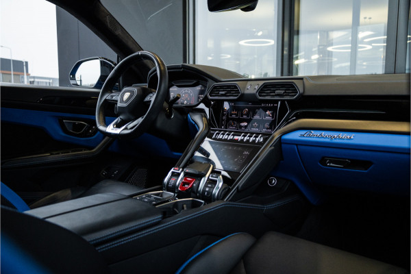 Lamborghini Urus 4.0 V8 S - Blu Nethuns | Origineel NL | Panorama | B&O Adv. | Luchtvering | Elek. trekhaak