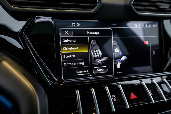 Lamborghini Urus 4.0 V8 S - Blu Nethuns | Origineel NL | Panorama | B&O Adv. | Luchtvering | Elek. trekhaak