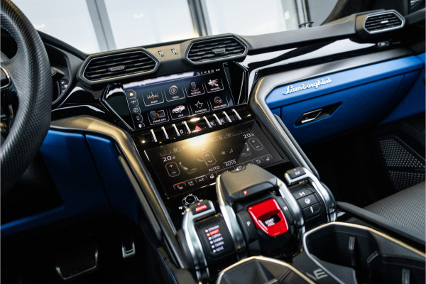 Lamborghini Urus 4.0 V8 S - Blu Nethuns | Origineel NL | Panorama | B&O Adv. | Luchtvering | Elek. trekhaak