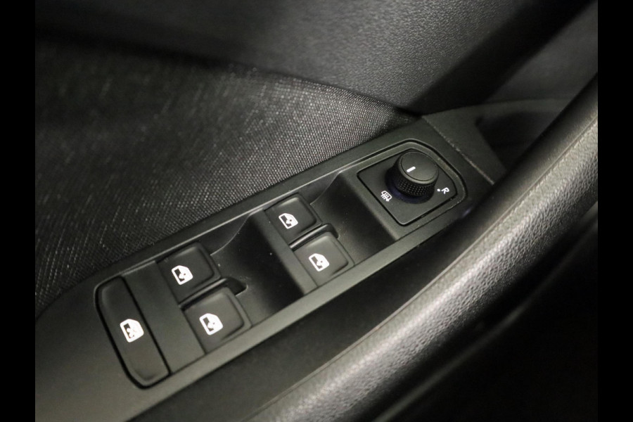 Škoda SCALA 1.0 TSI Ambition 110pk | Navigatie | Parkeercamera | 18 inch lichtmetalen velgen | Verlengde garantie