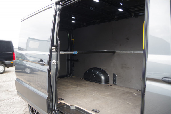 MAN TGE 35 3.180 2.0 L3H2, 177PK AUT. FACELIFT, LED, STOELVERWARMING, GEV. ERGO ACTIVE STOEL, STUURVERWARMING, CARPLAY, DIGITAL COCKPIT