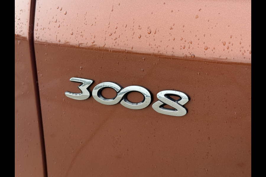 Peugeot 3008 1.2 PureTech Executive 2e Eigenaar|Navi|D-riem v.v. in 2023|Carplay|Trekhaak|Camera|Clima|Cruise|N.A.P|APK tot 11-2027