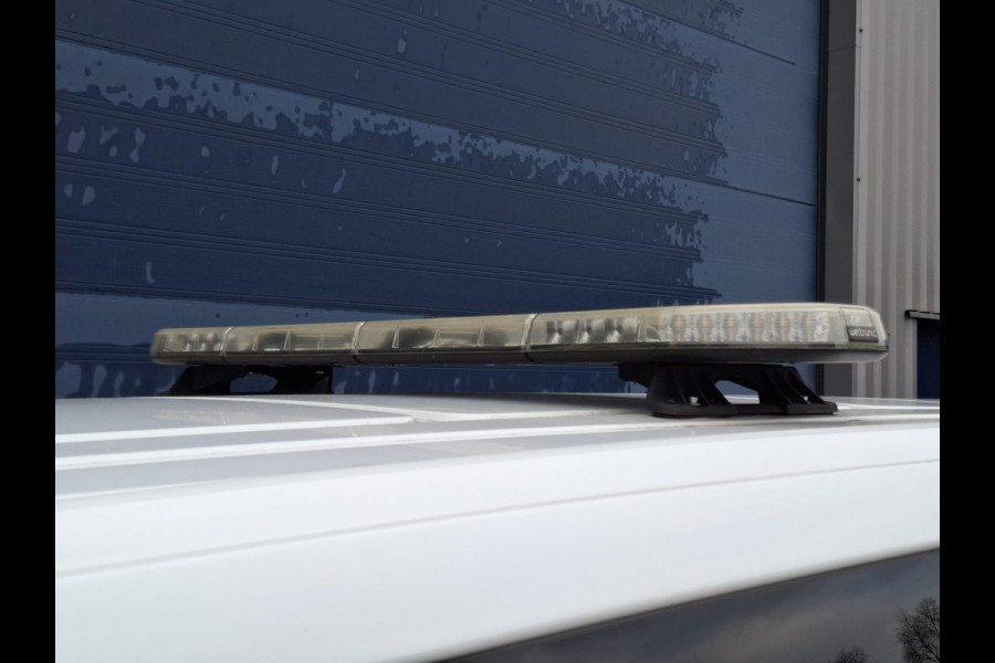 Mercedes-Benz Vito 114 CDI Lang AUTOMAAT / CRUISE CONTROLE / TREKHAAK / CAMERA / NAVI