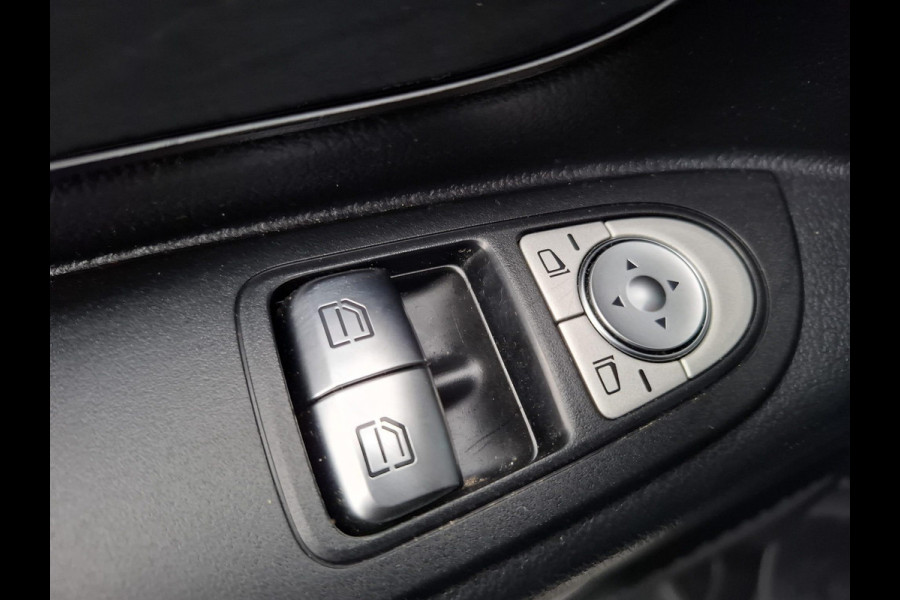 Mercedes-Benz Vito 114 CDI Lang AUTOMAAT / CRUISE CONTROLE / TREKHAAK / CAMERA / NAVI