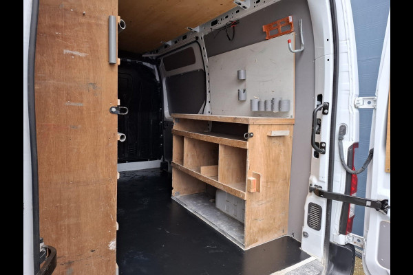 Opel Movano 2.3 Turbo L2H2 DC AIRCO / CRUISE CONTROLE / NAVI / CARPLAY / WERKPLAATS / KASTEN