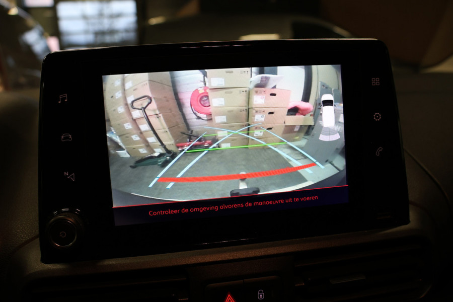 Citroën Berlingo 1.2 PureTech | Marge | BTW Vrij | Navigatie | Camera | CarPlay | 3-Zitter | Trekhaak | Airco | DAB | Nieuwe APK | Euro 6