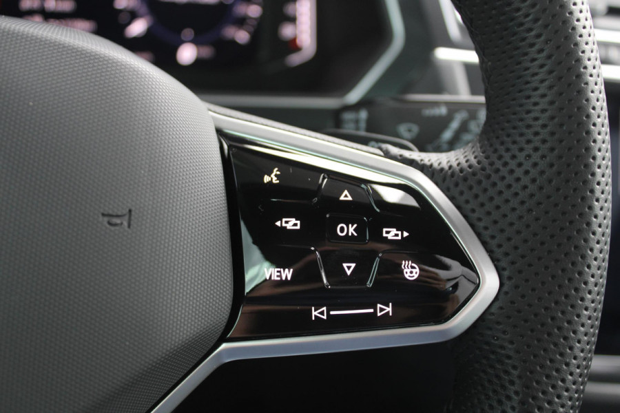 Volkswagen Tiguan 1.4 TSI eHybrid R-Line Business | Panoramadak | Adaptieve Cruise Control | 19 INCH Lichtmetalen Velgen | Camera