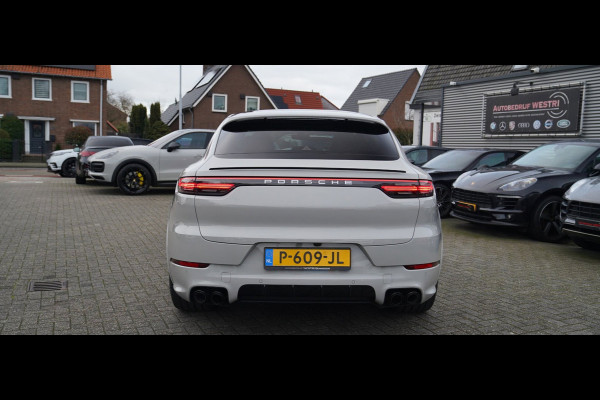 Porsche Cayenne Coupé 3.0 E-Hybrid | Techart | BTW | Sport uitlaat | Dealer onderhouden | Panorama | Head up | ACC | NAP NL |