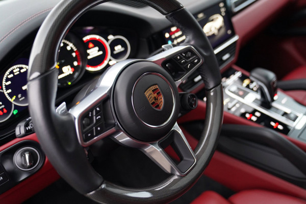 Porsche Cayenne Coupé 3.0 E-Hybrid | Techart | BTW | Sport uitlaat | Dealer onderhouden | Panorama | Head up | ACC | NAP NL |