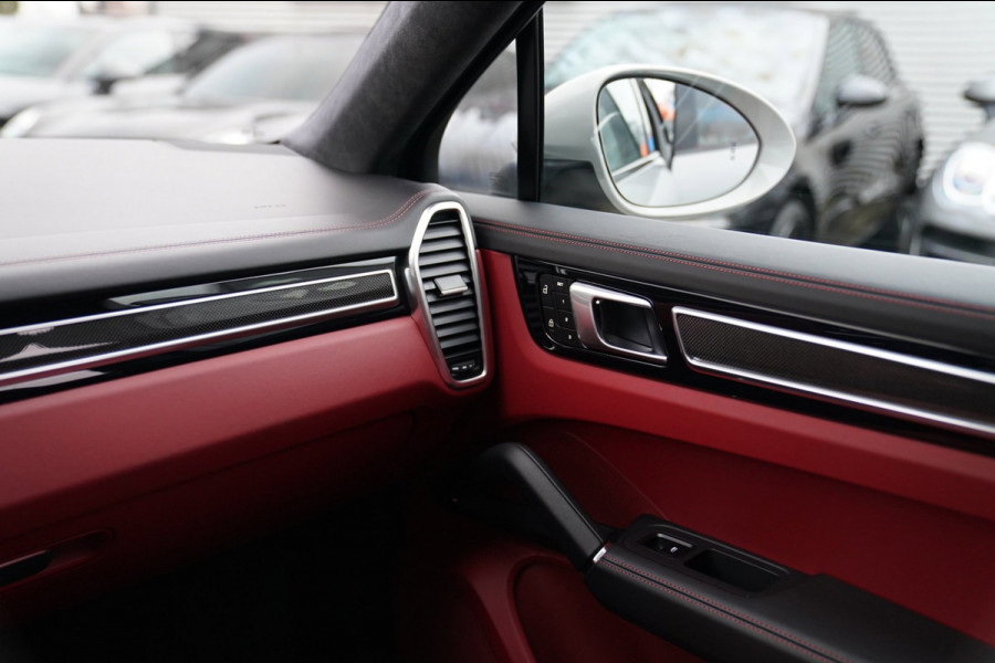 Porsche Cayenne Coupé 3.0 E-Hybrid | Techart | BTW | Sport uitlaat | Dealer onderhouden | Panorama | Head up | ACC | NAP NL |
