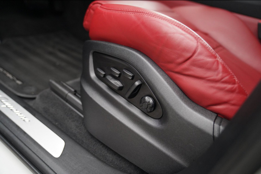 Porsche Cayenne Coupé 3.0 E-Hybrid | Techart | BTW | Sport uitlaat | Dealer onderhouden | Panorama | Head up | ACC | NAP NL |