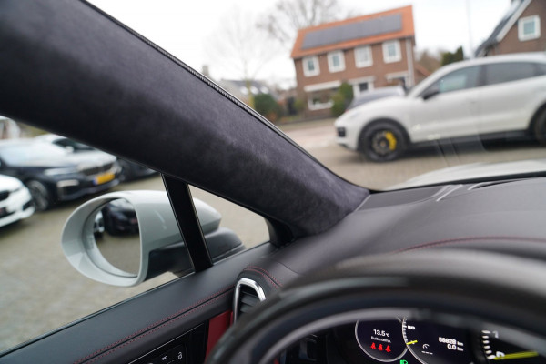 Porsche Cayenne Coupé 3.0 E-Hybrid | Techart | BTW | Sport uitlaat | Dealer onderhouden | Panorama | Head up | ACC | NAP NL |