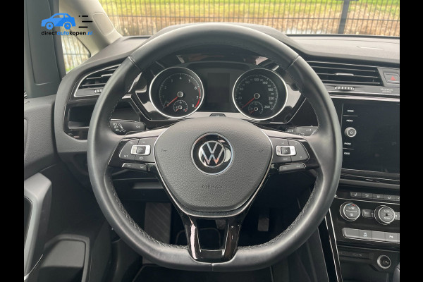 Volkswagen Touran 1.5 TSI Highline | 7 pers. | Stoelverw. | ACC | Camera | PDC | Carplay