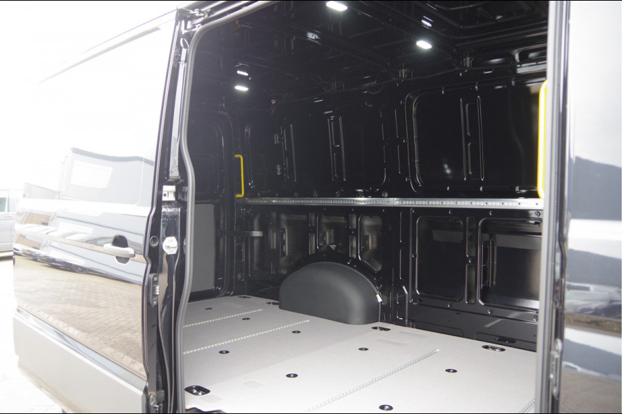 MAN TGE 35 3.140 2.0 L3H2 140PK AUT. LED, TREKHAAK, CAMERA, APPLE CARPLAY/ANDROID AUTO, CRUISE, VOORRUIT VERWARMING