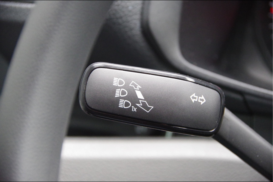 MAN TGE 35 3.140 2.0 L3H2 140PK AUT. LED, TREKHAAK, CAMERA, APPLE CARPLAY/ANDROID AUTO, CRUISE, VOORRUIT VERWARMING