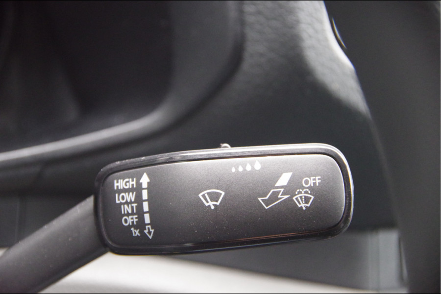 MAN TGE 35 3.140 2.0 L3H2 140PK AUT. LED, TREKHAAK, CAMERA, APPLE CARPLAY/ANDROID AUTO, CRUISE, VOORRUIT VERWARMING