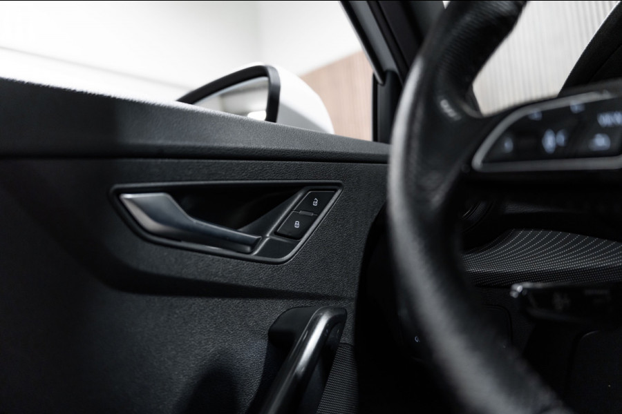 Audi Q2 35 TFSI CoD Sport S-Line DSG PANO NAVI PDC