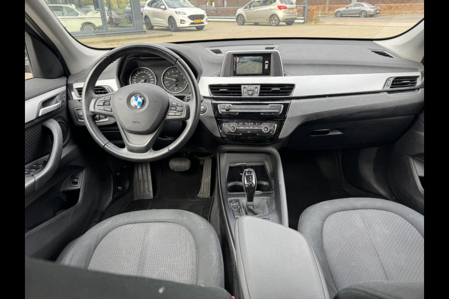 BMW X1 sDrive18i Executive LED| ELEKTRISCHE ACHTERKLEP| ACHTERUITRIJCAMERA| RIJKLAAR INCL. 12 MND BOVAG GARANTIE| PARKEERASSISTENT