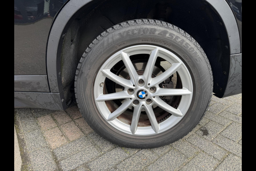 BMW X1 sDrive18i Executive LED| ELEKTRISCHE ACHTERKLEP| ACHTERUITRIJCAMERA| RIJKLAAR INCL. 12 MND BOVAG GARANTIE| PARKEERASSISTENT