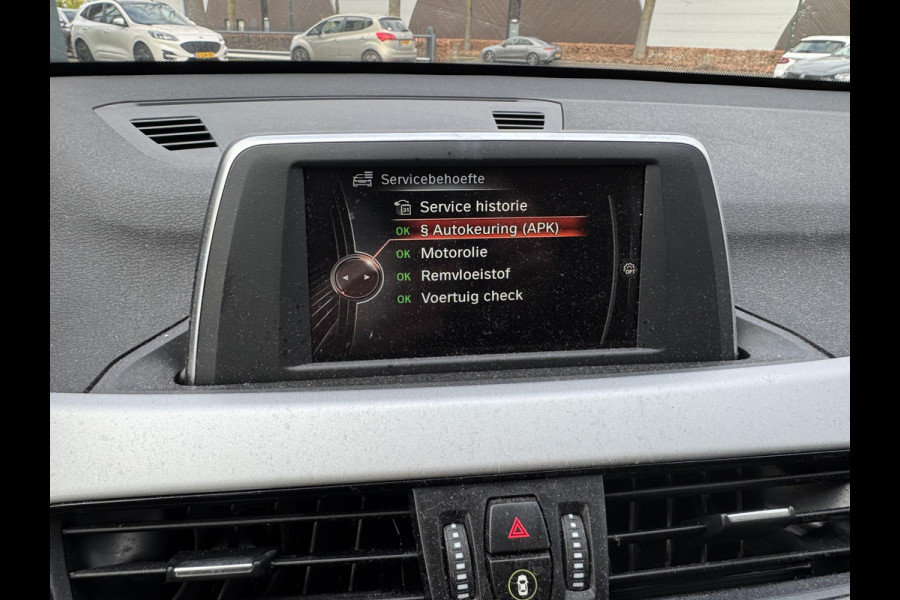 BMW X1 sDrive18i Executive LED| ELEKTRISCHE ACHTERKLEP| ACHTERUITRIJCAMERA| RIJKLAAR INCL. 12 MND BOVAG GARANTIE| PARKEERASSISTENT