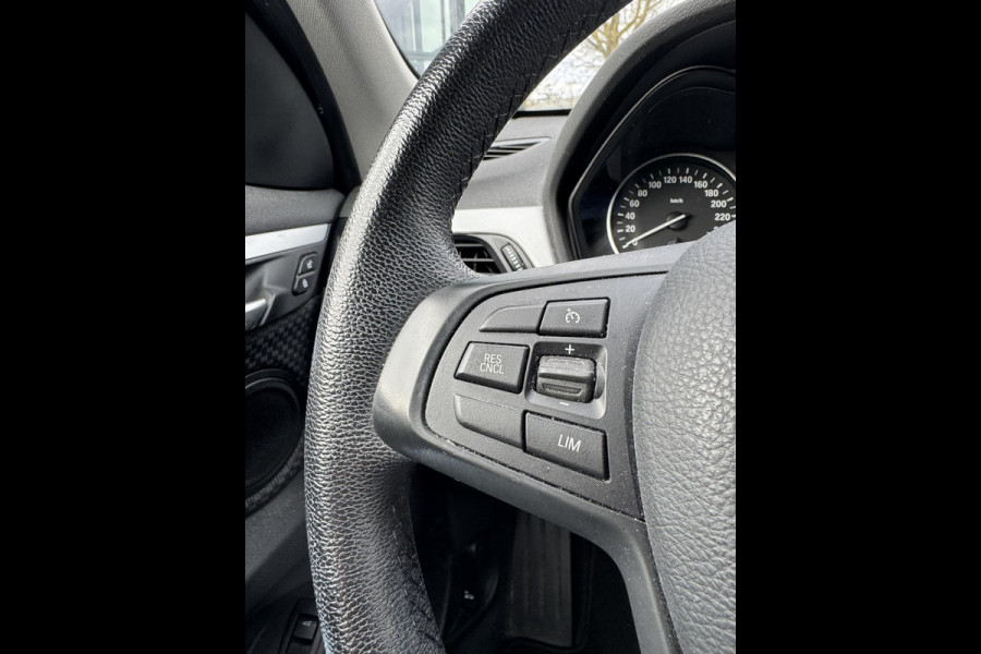 BMW X1 sDrive18i Executive LED| ELEKTRISCHE ACHTERKLEP| ACHTERUITRIJCAMERA| RIJKLAAR INCL. 12 MND BOVAG GARANTIE| PARKEERASSISTENT