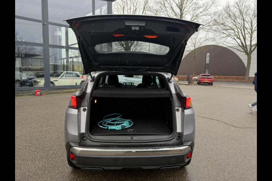 Peugeot 3008 1.6 Hybrid Allure pack 180pk VAN €28.900,- NU VOOR SLECHTS €24.877,- Uw LENTEVOORDEEL €4.023,- |PHEV| ACHTERUITRIJCAMERA| DODE HOEK SENSOR| ADAPTIVE CRUISE CONTROL| STANDKACHEL| RIJKLAAR! INCL 12 MND BOVAG GARANTIE