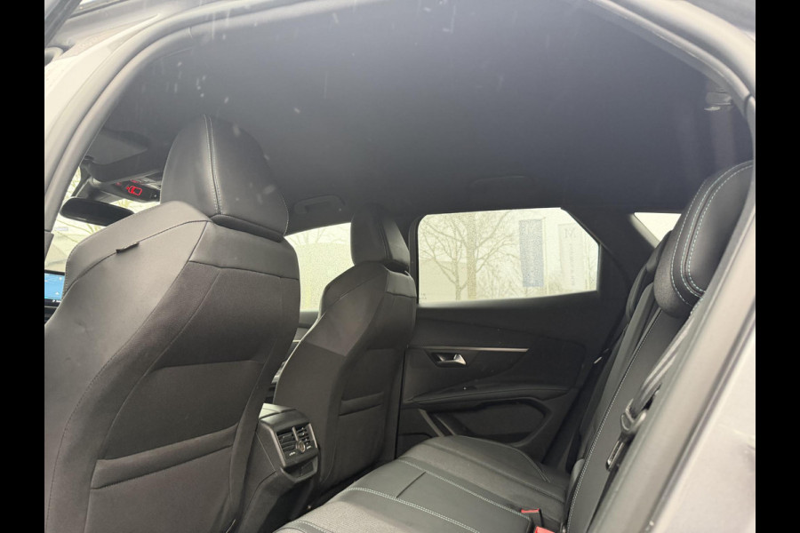 Peugeot 3008 1.6 Hybrid Allure pack 180pk VAN €28.900,- NU VOOR SLECHTS €24.877,- Uw LENTEVOORDEEL €4.023,- |PHEV| ACHTERUITRIJCAMERA| DODE HOEK SENSOR| ADAPTIVE CRUISE CONTROL| STANDKACHEL| RIJKLAAR! INCL 12 MND BOVAG GARANTIE
