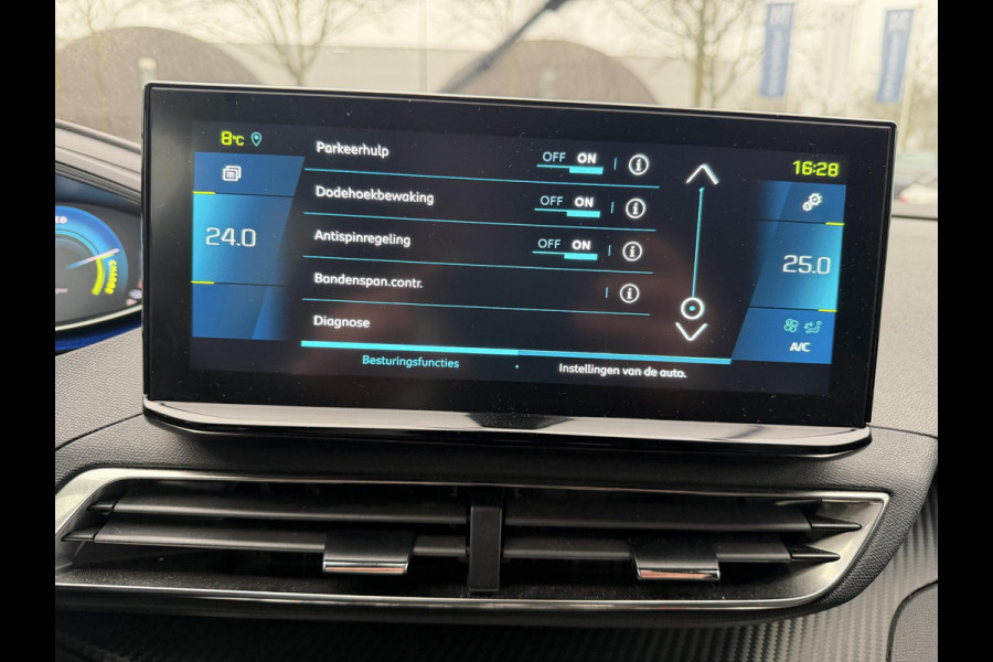 Peugeot 3008 1.6 Hybrid Allure pack 180pk VAN €28.900,- NU VOOR SLECHTS €24.877,- Uw LENTEVOORDEEL €4.023,- |PHEV| ACHTERUITRIJCAMERA| DODE HOEK SENSOR| ADAPTIVE CRUISE CONTROL| STANDKACHEL| RIJKLAAR! INCL 12 MND BOVAG GARANTIE