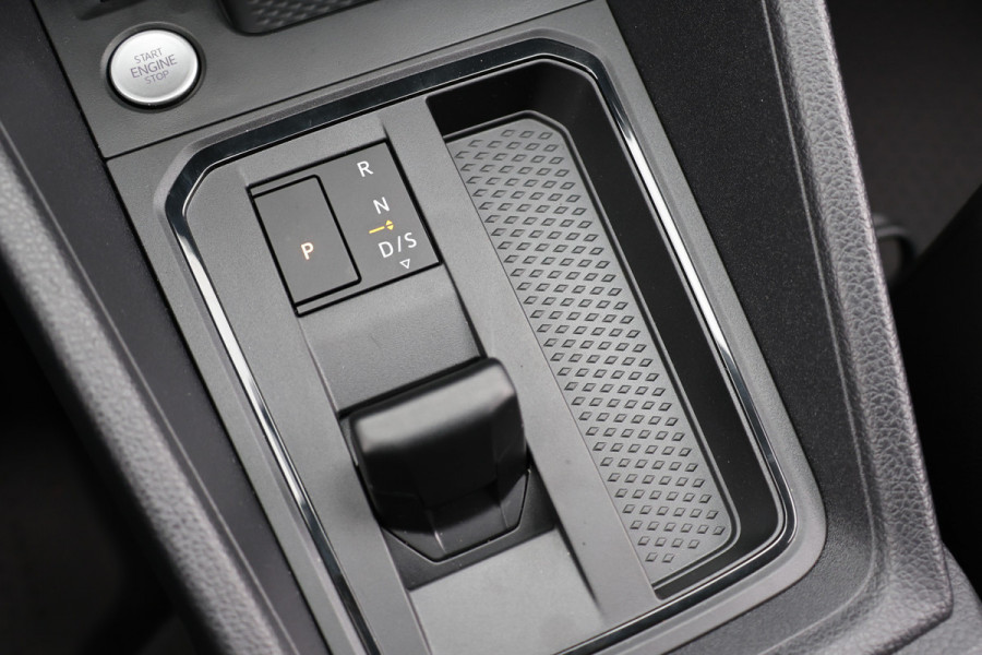 Volkswagen Caddy Cargo 2.0 TDI Style DSG | Lane Assist | Virtual Cockpit | Camera | CarPlay | Stoelverwarming | LED Koplampen | Sidebars | Spoilerkit | DAB | Fabrieksgarantie | Facelift model | BPM Vrij