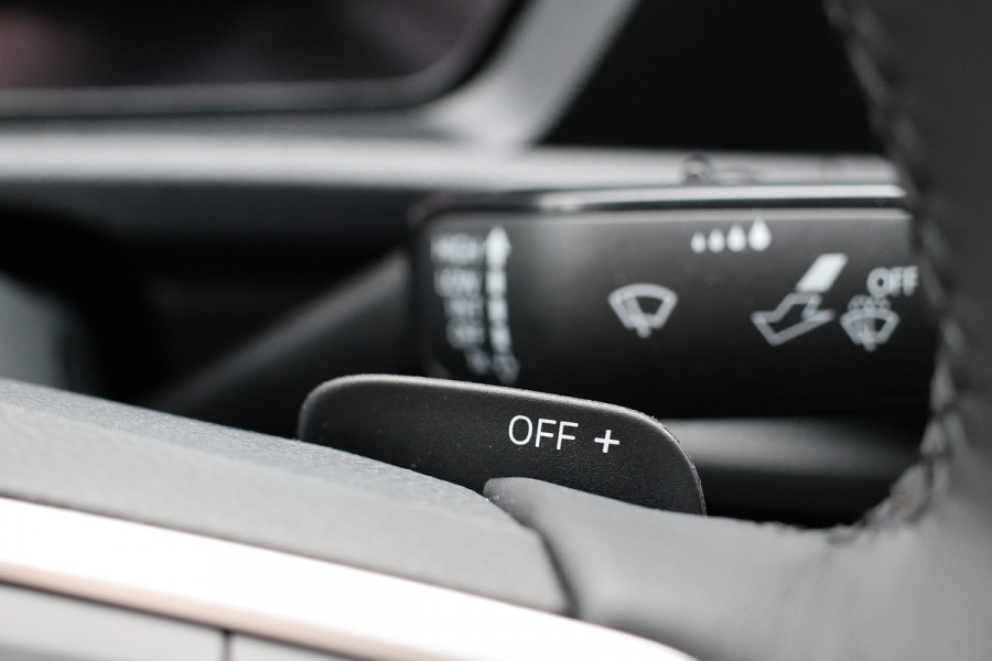 Volkswagen Caddy Cargo 2.0 TDI Style DSG | Lane Assist | Virtual Cockpit | Camera | CarPlay | Stoelverwarming | LED Koplampen | Sidebars | Spoilerkit | DAB | Fabrieksgarantie | Facelift model | BPM Vrij