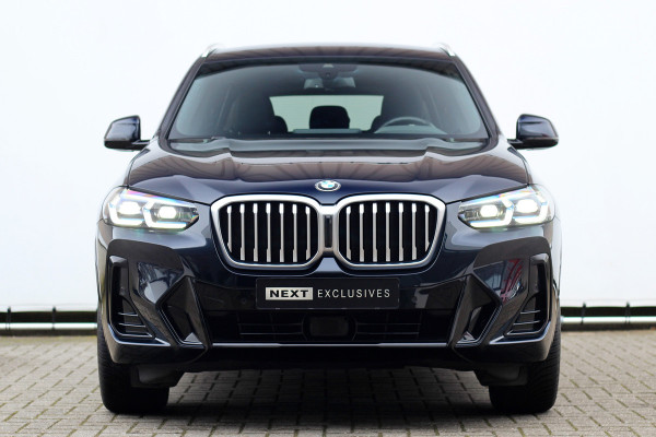 BMW X3 xDrive20i High Executive | Head-up | Trekhaak | Laser | ACC | Keyless