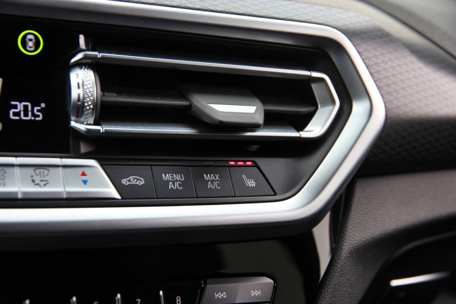 BMW X3 xDrive20i High Executive | Head-up | Trekhaak | Laser | ACC | Keyless