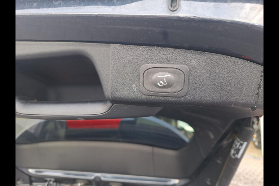 Ford FOCUS Wagon 1.0 EcoBoost Hybrid ST Line X Business | Pano | Trekhaak | Climate | Navi |